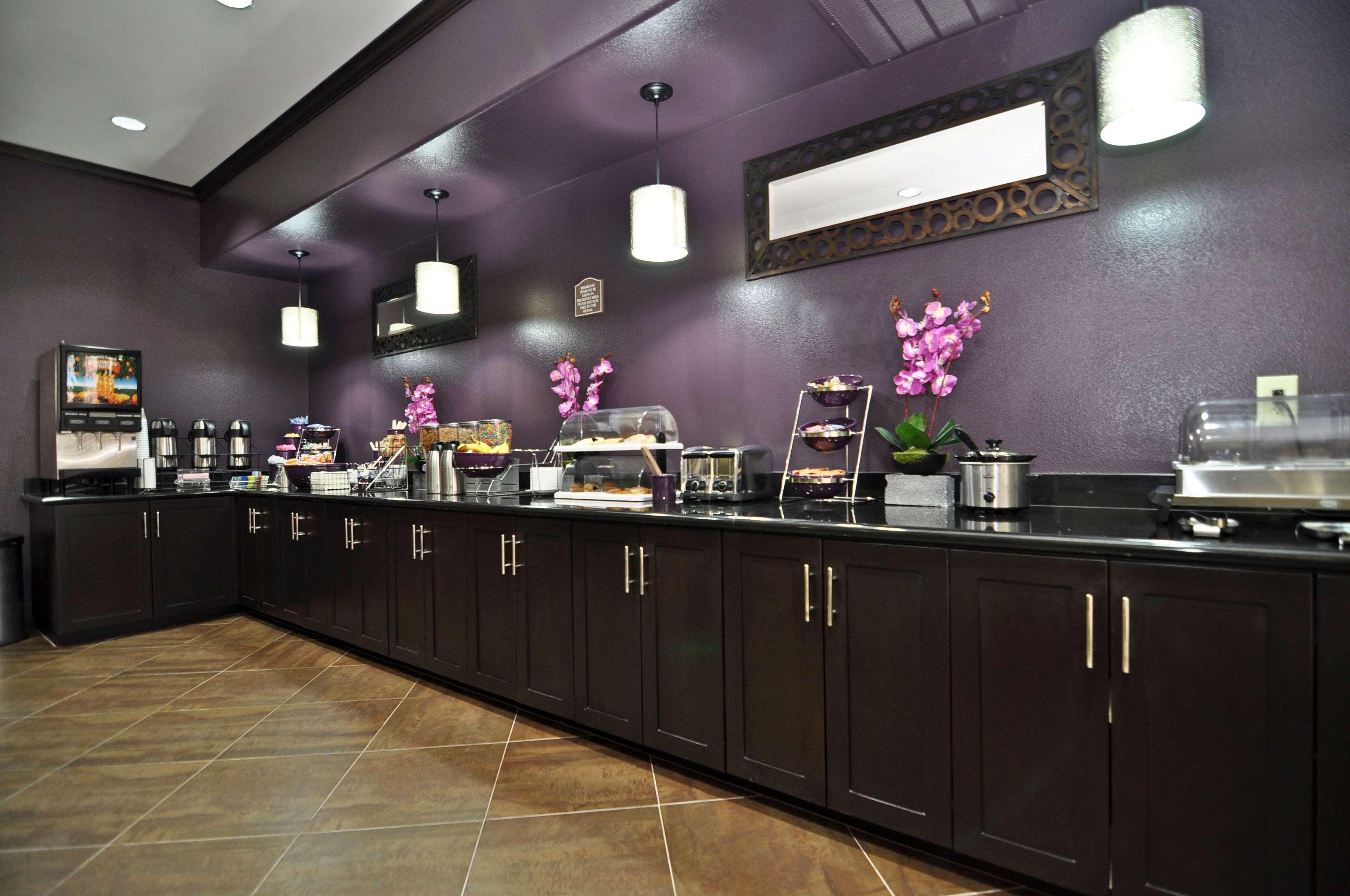 Best Western Giddings Inn & Suites Restaurant bilde