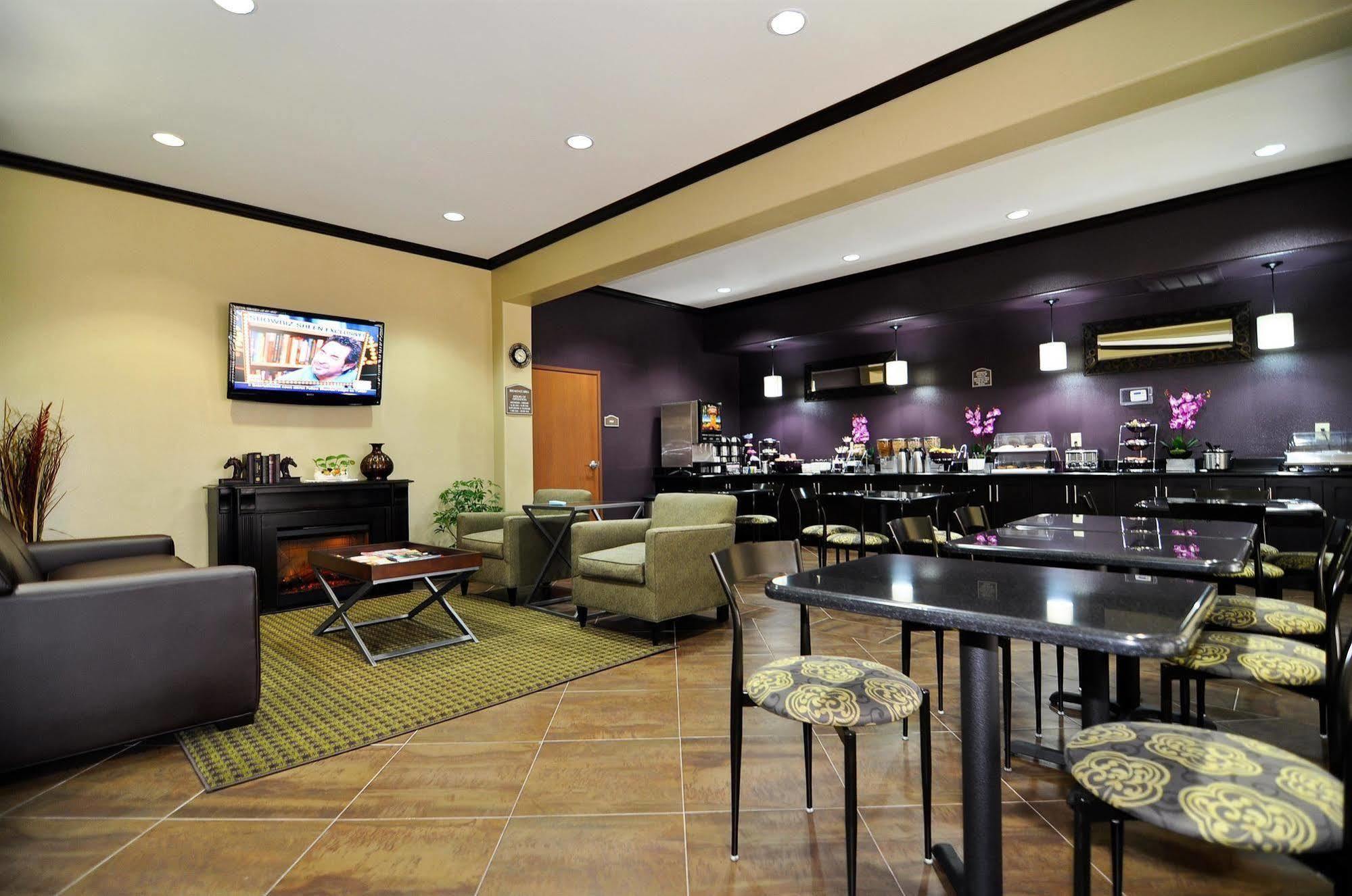 Best Western Giddings Inn & Suites Restaurant bilde