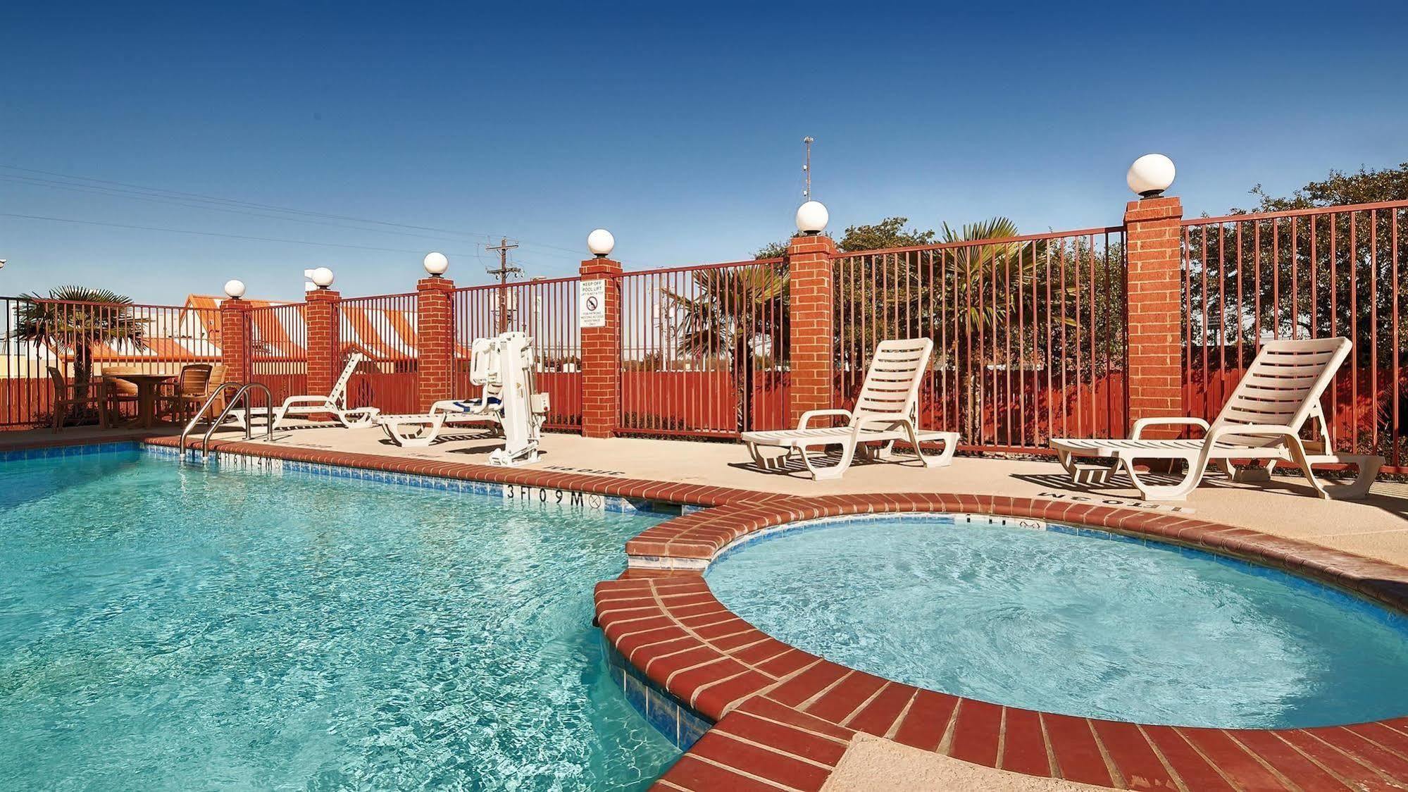 Best Western Giddings Inn & Suites Eksteriør bilde